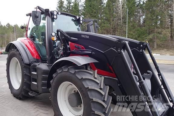 Valtra 235 Direct Traktory