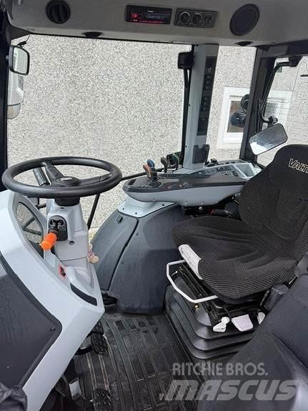Valtra G 135 A Traktory