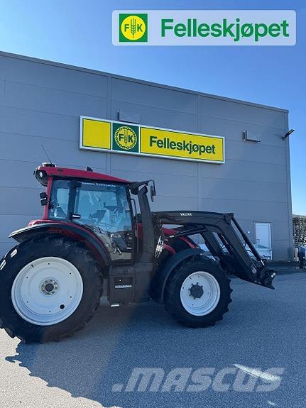Valtra G125 Traktory