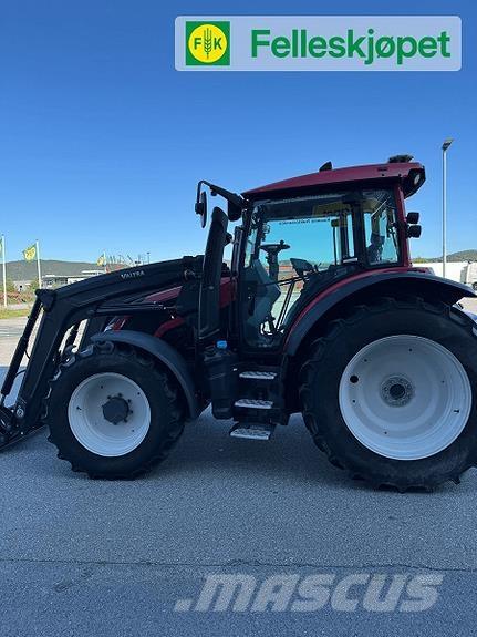 Valtra G125 Traktory