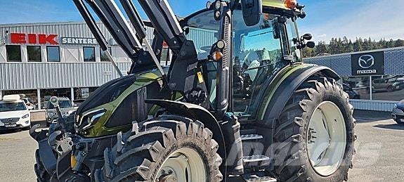 Valtra G135V Traktory