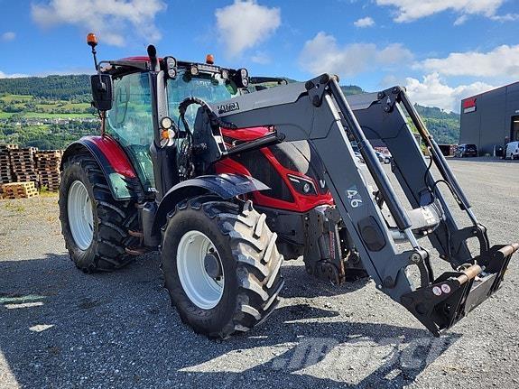 Valtra N 104 H5 Traktory