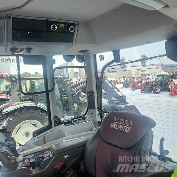 Valtra N 174 D Traktory