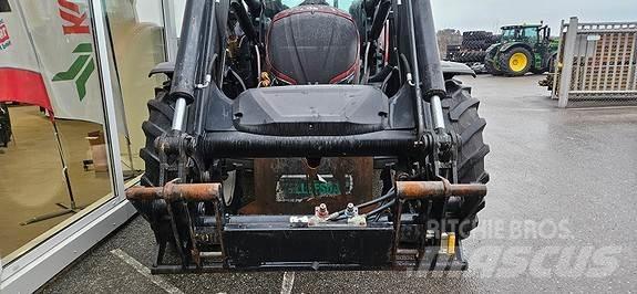 Valtra N174 Traktory