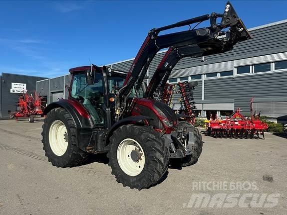 Valtra N174V Traktory