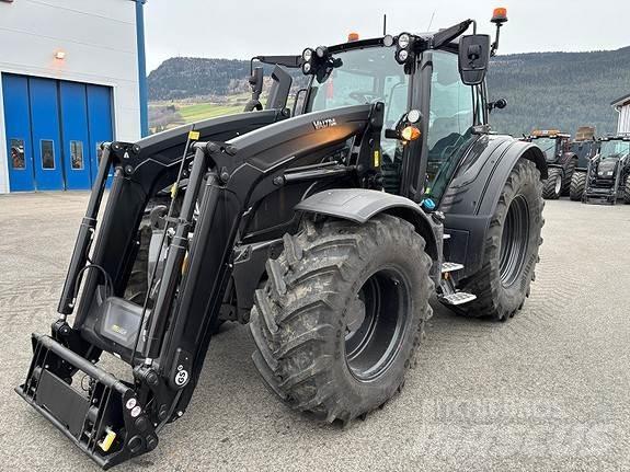 Valtra N175D Traktory