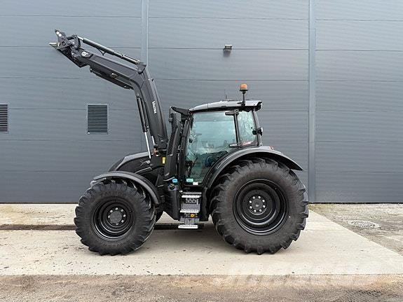Valtra N175D Traktory