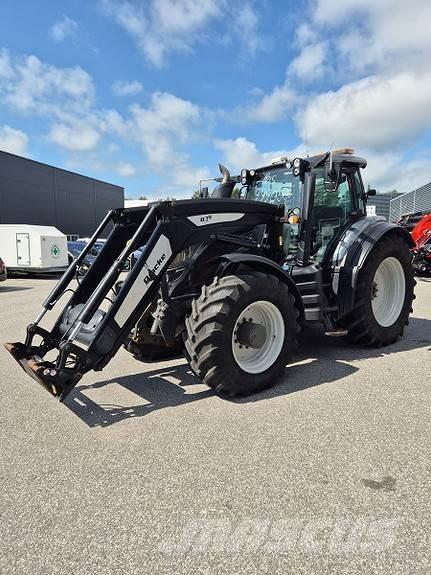 Valtra T 234 Versu Traktory