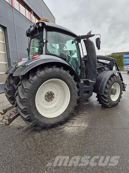 Valtra T 234 Versu Traktory