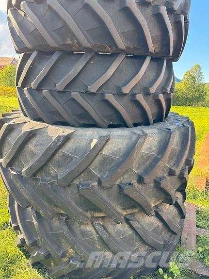 Valtra T214 Versu Traktory