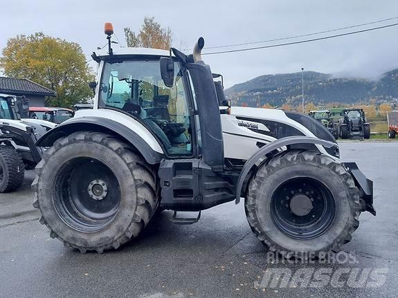 Valtra T234 Traktory