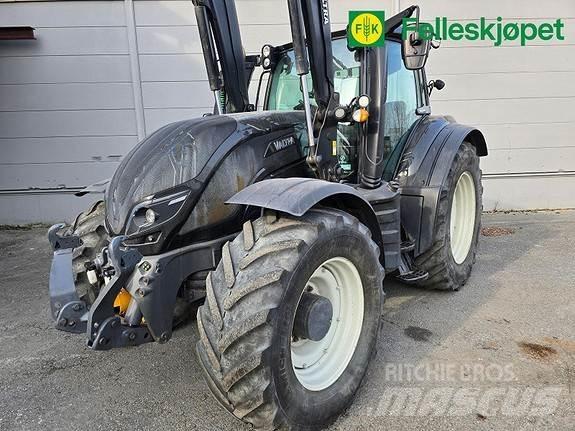 Valtra T234 Traktory