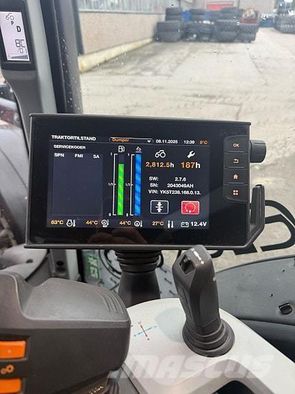 Valtra T234D Traktory