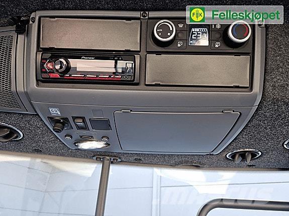 Valtra T235 Traktory