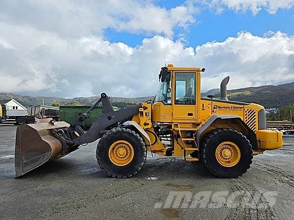 Volvo L90E Kolesové nakladače