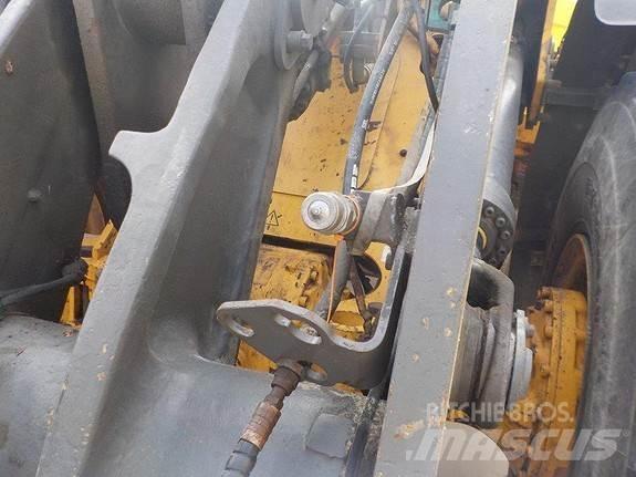 Volvo L90G Kolesové nakladače