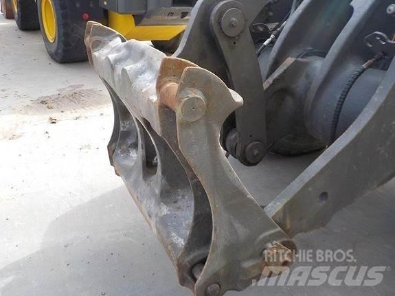 Volvo L90G Kolesové nakladače