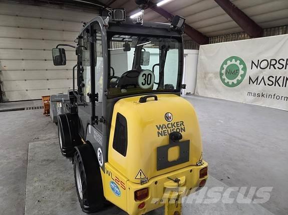 Wacker Neuson WL25 Nosiče náradia