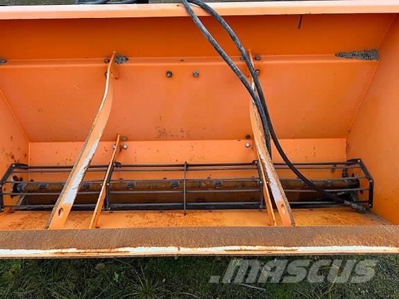  Westbjörn Sl14 Ďalšie cestné a snežné stroje