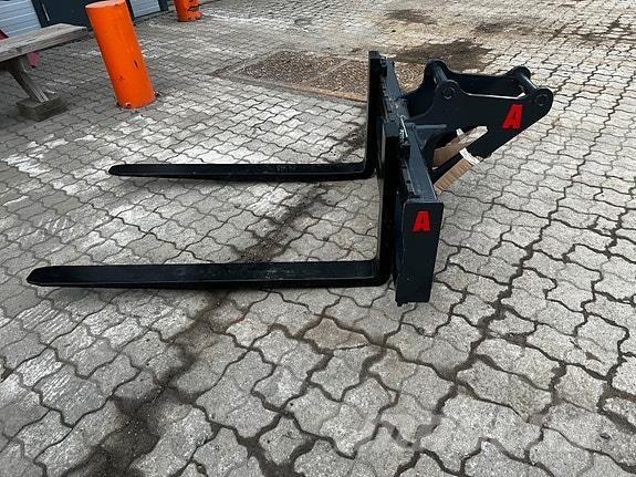   Ďalšie poľnohospodárske stroje