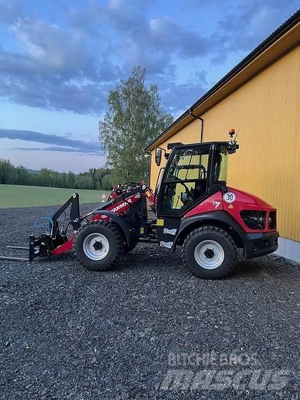 Yanmar V7 Kolesové nakladače