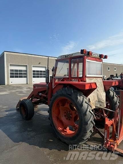 Zetor 5711 Traktory