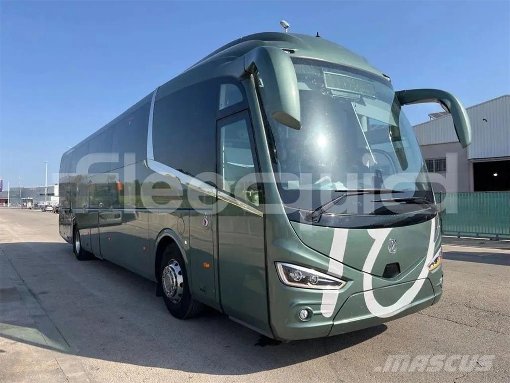 Irizar i6 Zájazdové autobusy