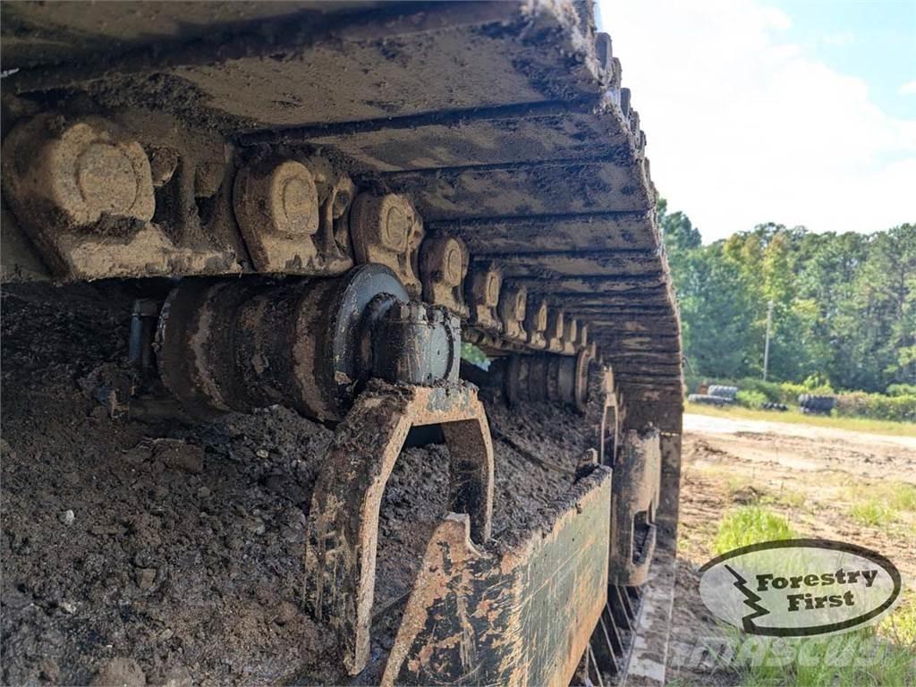 CAT 325D-FM Lesné nakladače