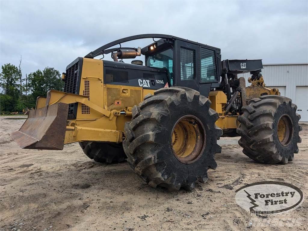 CAT 525C Skiddery