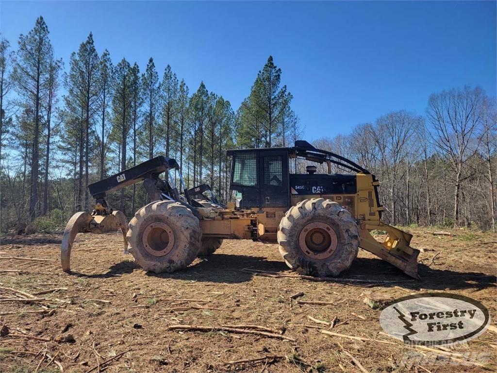 CAT 545C Skiddery