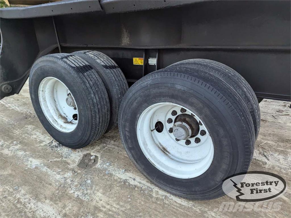 CAT 559C Lesné nakladače