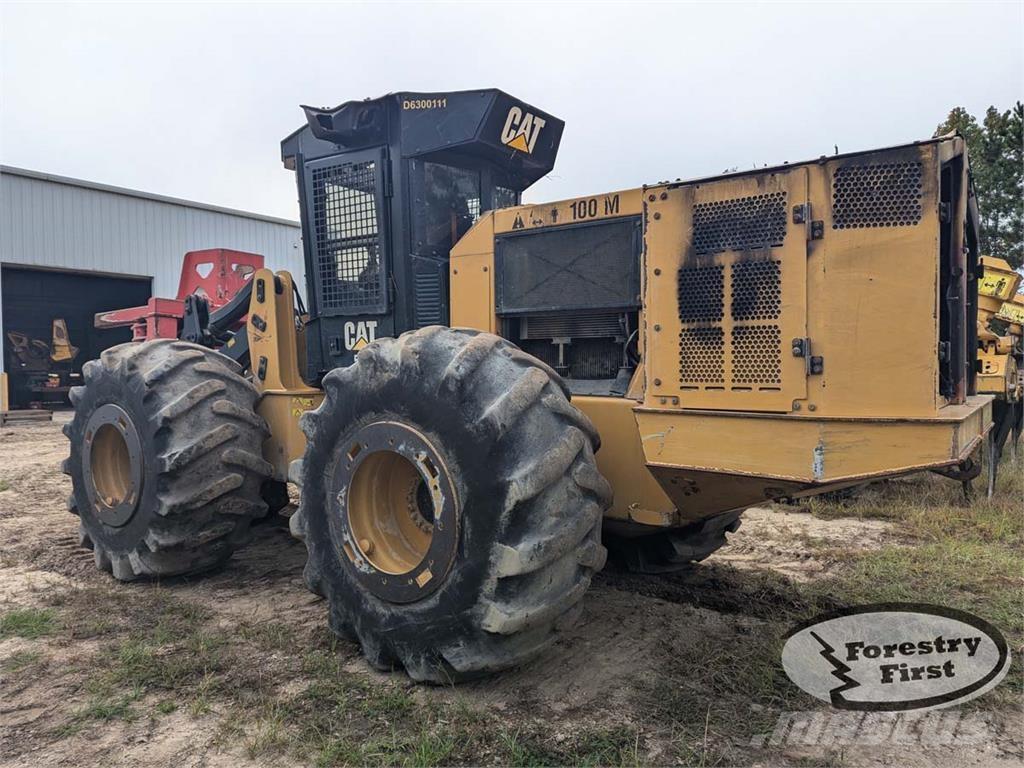 CAT 563D Stínacie harvestory