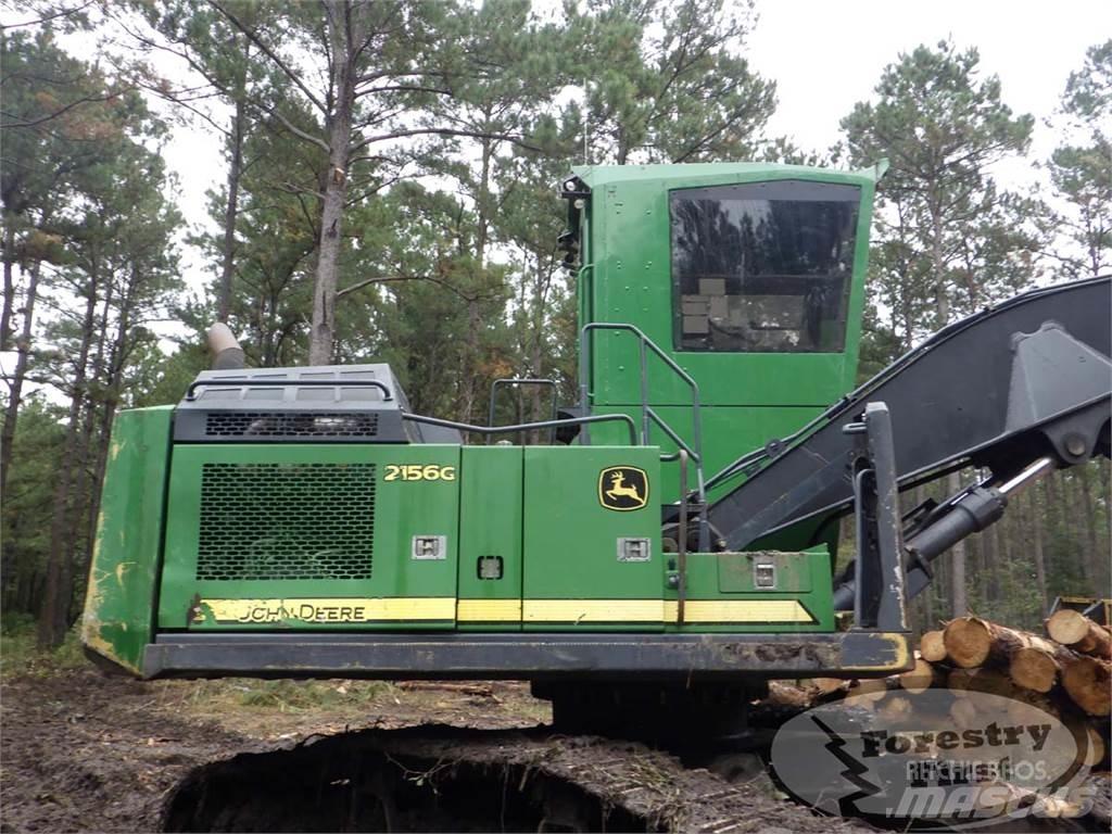 John Deere 2156G Lesné nakladače