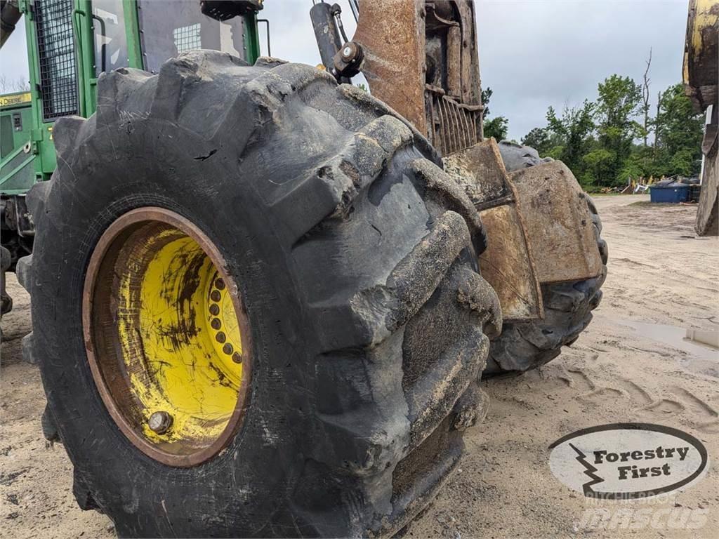 John Deere 748H Skiddery