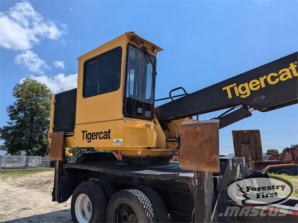 Tigercat 234B Lesné nakladače