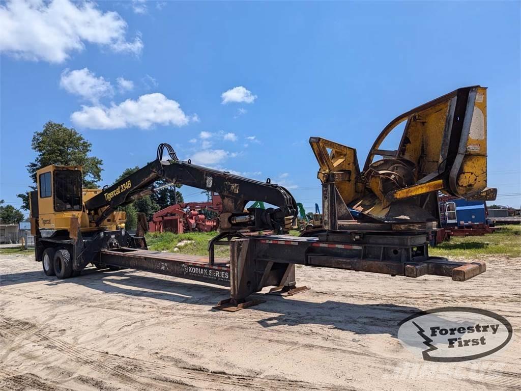Tigercat 234B Lesné nakladače