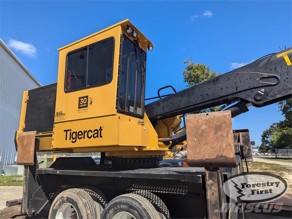 Tigercat 234b Lesné nakladače
