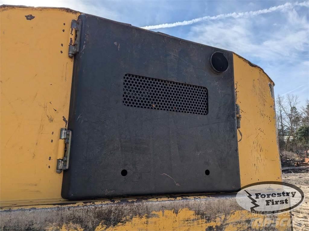 Tigercat 720E Stínacie harvestory