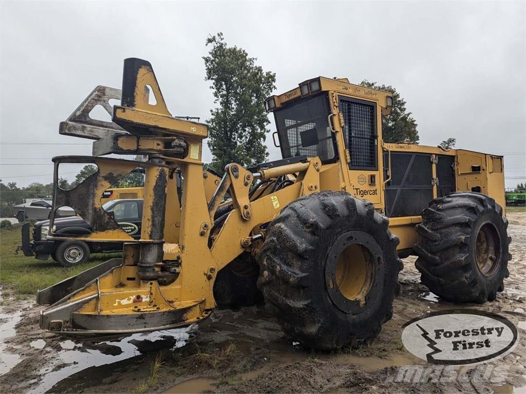 Tigercat 724G Stínacie harvestory
