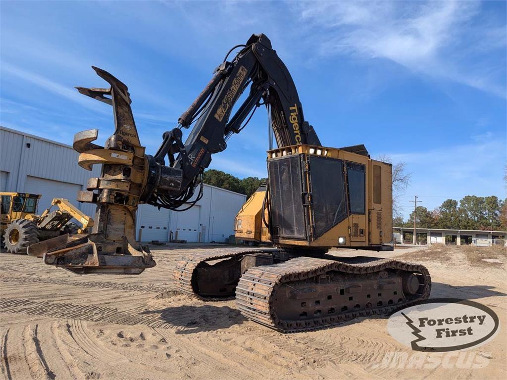 Tigercat 822D Stínacie harvestory