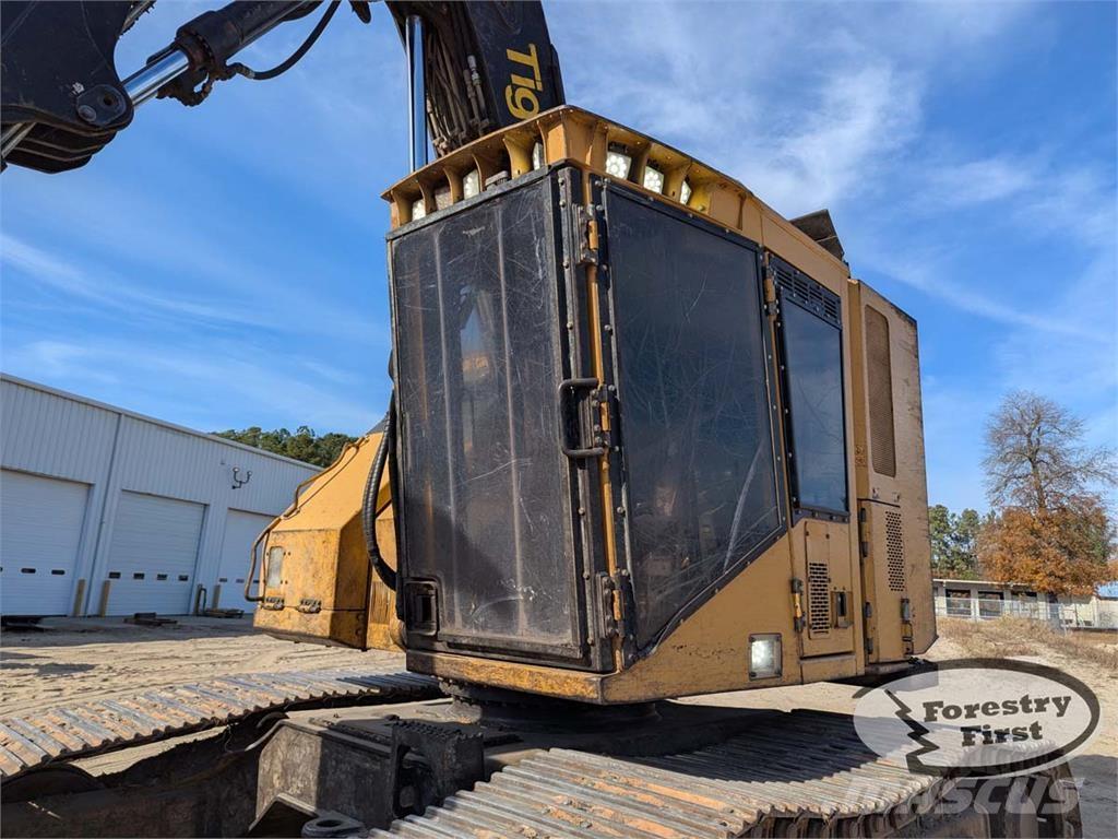 Tigercat 822D Stínacie harvestory