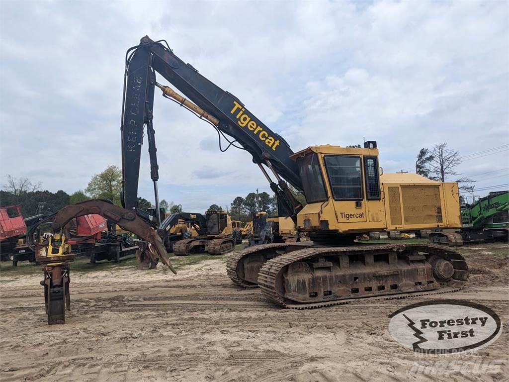 Tigercat 860S Lesné nakladače