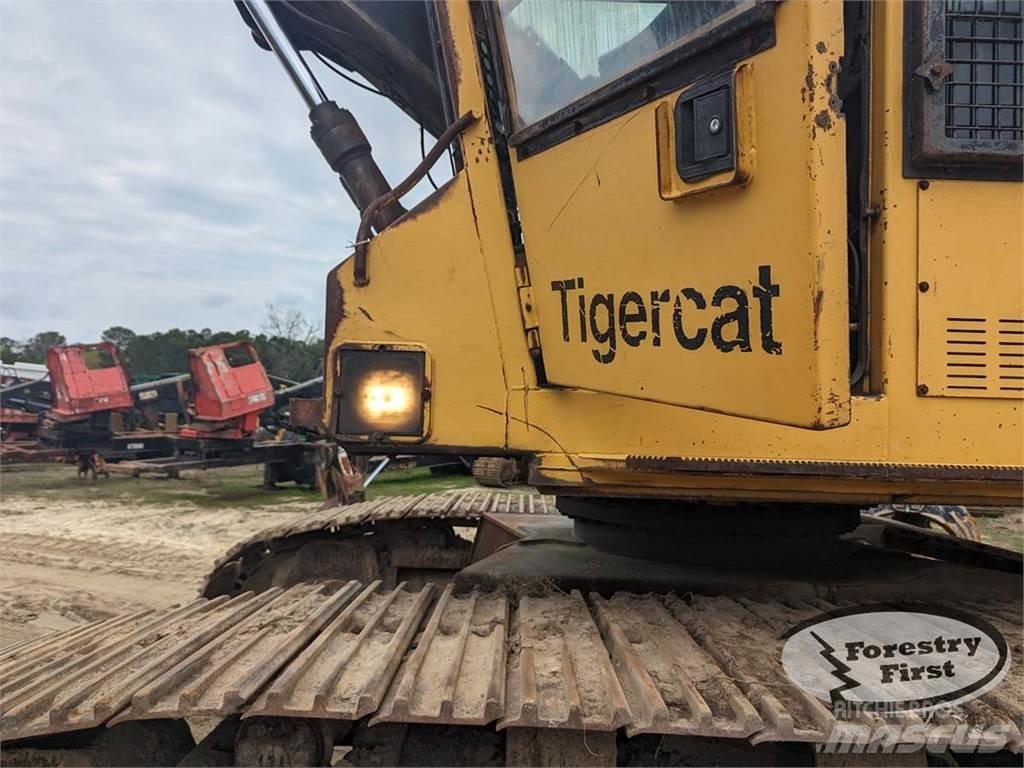 Tigercat 860S Lesné nakladače