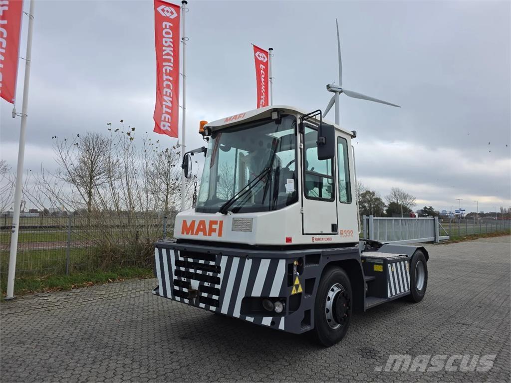 Mafi R332 4x4 Terminálový ťahač