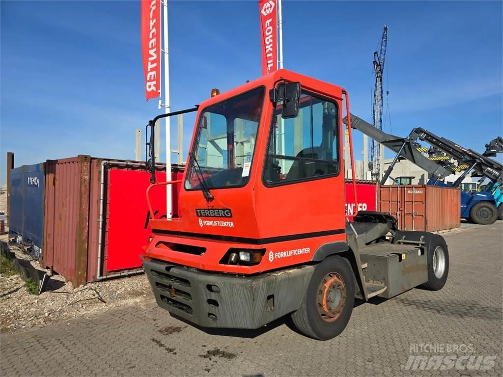 Terberg YT182 Terminálový ťahač