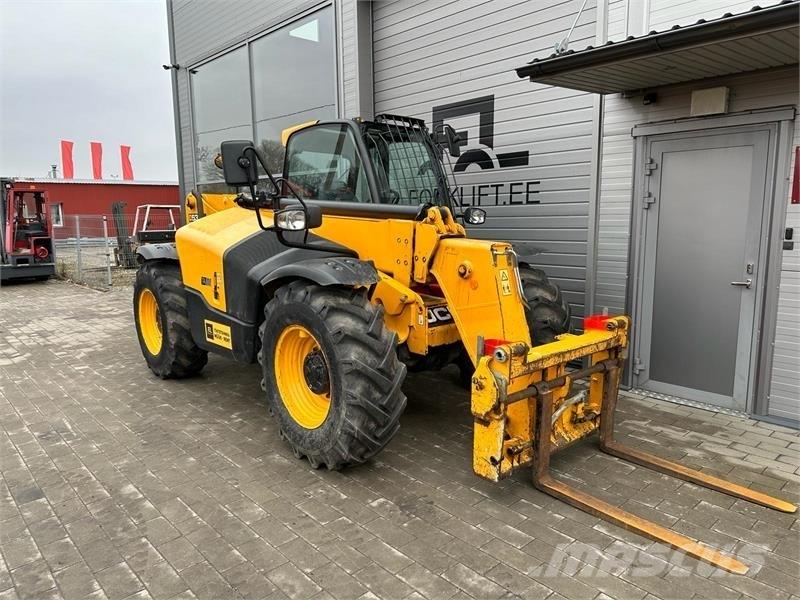 JCB 535-95 Teleskopické manipulátory