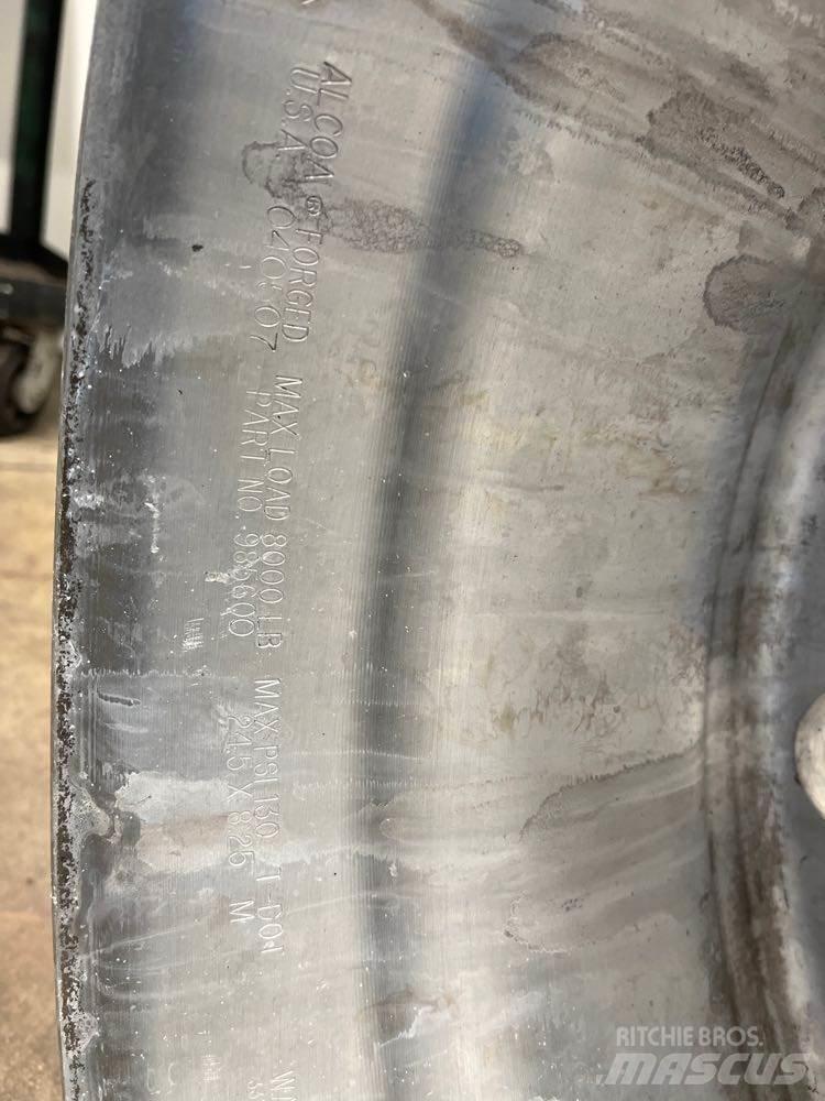 Alcoa  Pneumatiky, kolesá a ráfiky