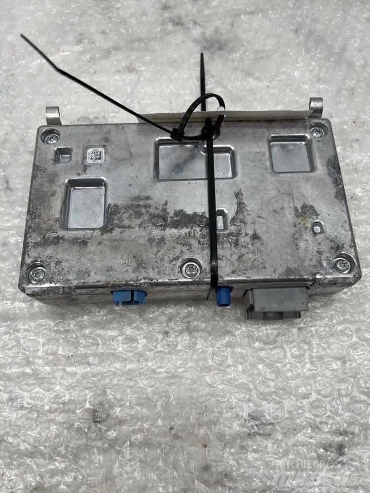 Bosch  Kabíny a interiér