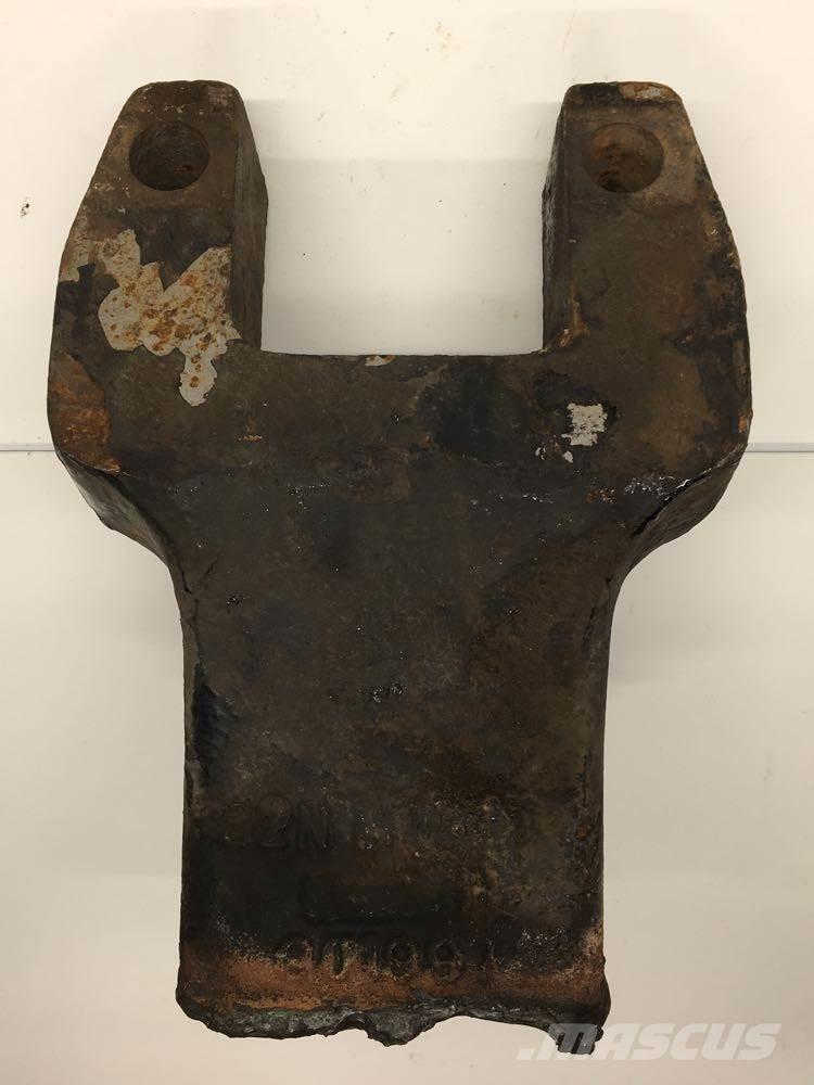 Eaton Mack Doprava – ostatné