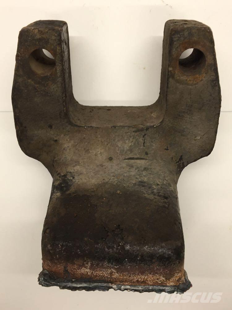 Eaton Mack Doprava – ostatné